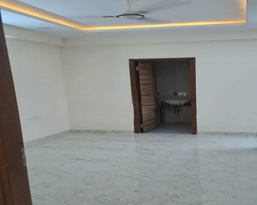 3 BHK Flat For Sale in ARS Apartments New Delhi